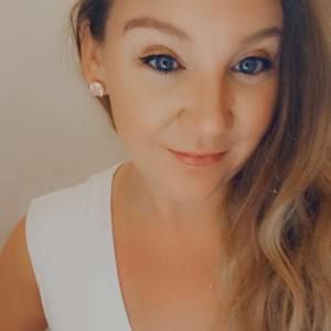 Meet your Posher, Madalyn